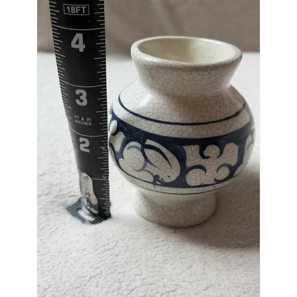 Vintage Dedham Pottery The Potting Shed Rabbit Vase 4” Bunny Signed KDK 82 USA